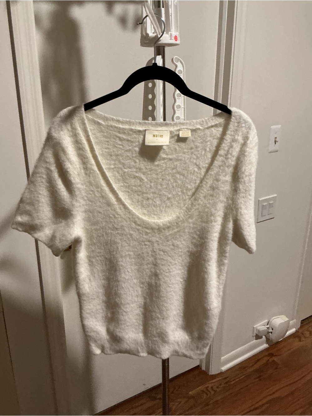 Anthropologie Cream Fuzzy V-Neck Short Sleeve Sweater
